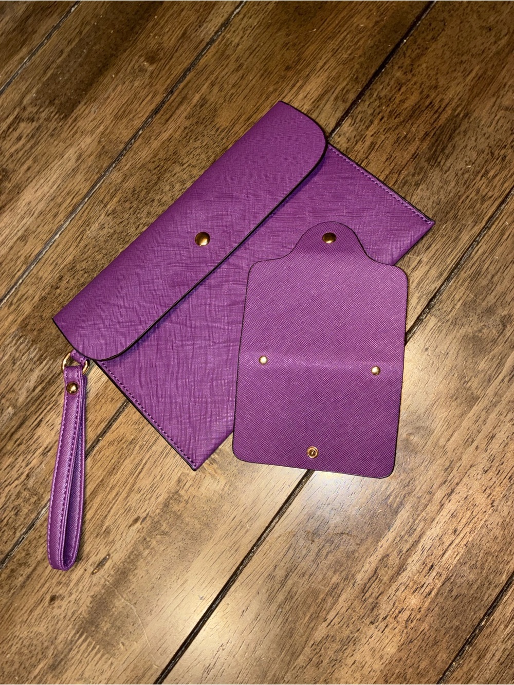 Purple Wristlet Clutch Set - Sleek Safiano Leather - Picture 3 of 10